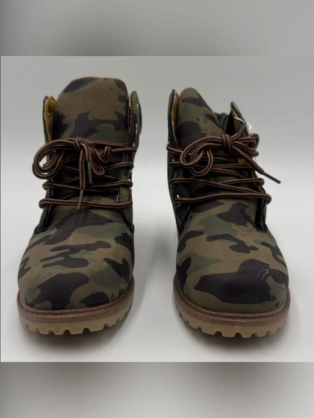 NWT DADAWEN Camo Lace-Up Combat Boots Size US 2Y / EU 33